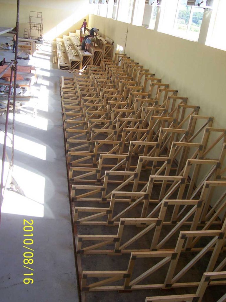 resetkasta konstrukcija tribina ostra luka drvene resetke binder konstrukcija mali gradjevinar montataza dvorana Oštra luka